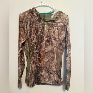 Cabela's Camouflage women’s Shirt